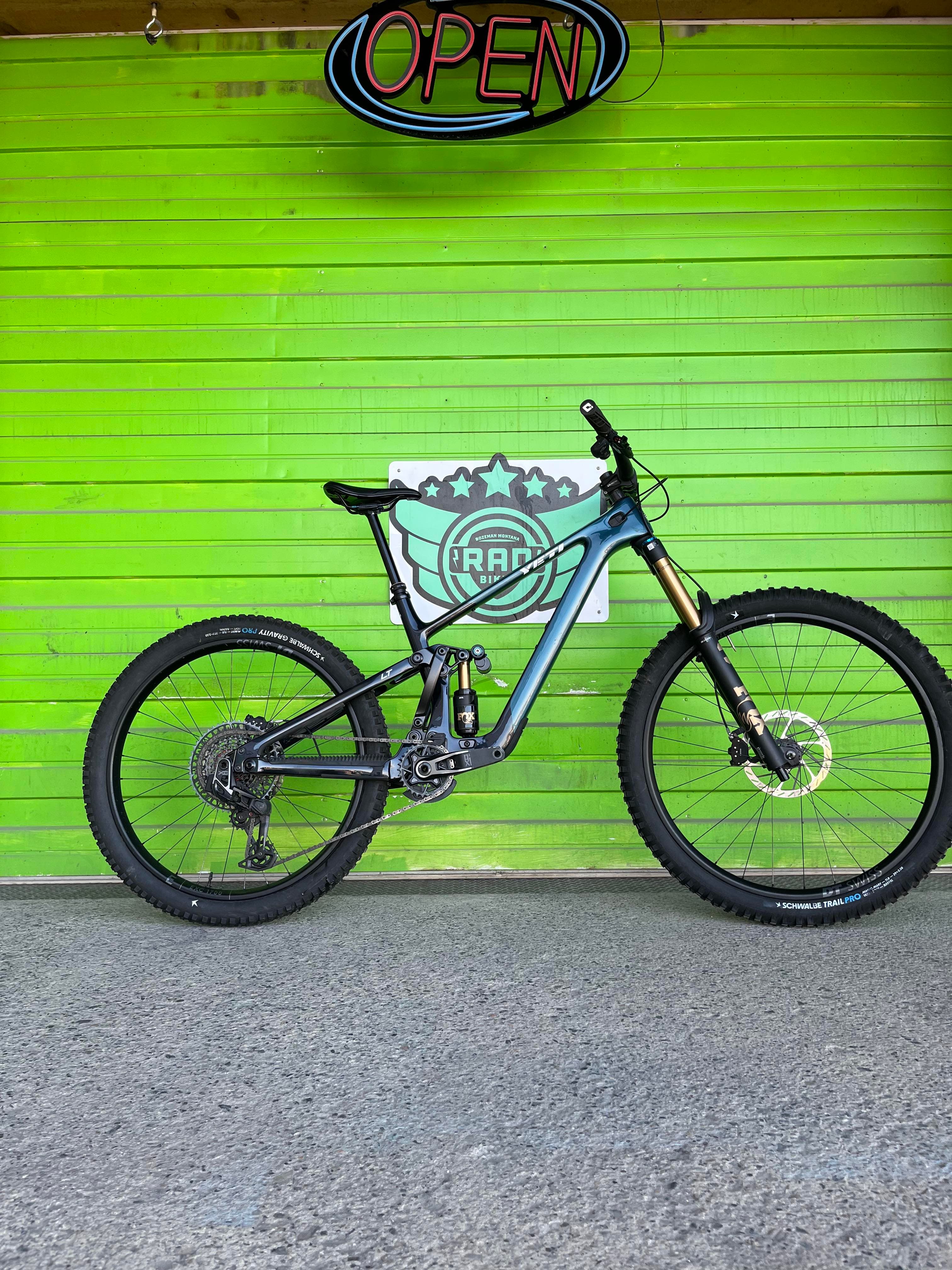 2026 Yeti LT XO AXS MX size medium